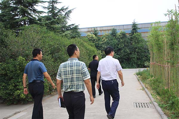 新乡经开区领导刘书记一行再顾j9国际